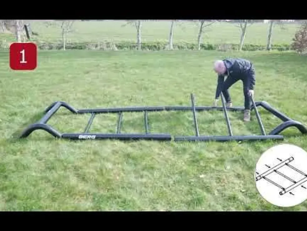 Aire de jeux avec siège bébé et balançoire caoutchouc - Playbase BERG Taille M