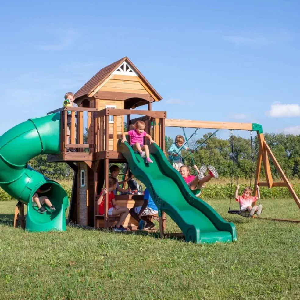 Aire de jeux en bois avec toboggan droit et tubulaire Cedar Cove Backyard