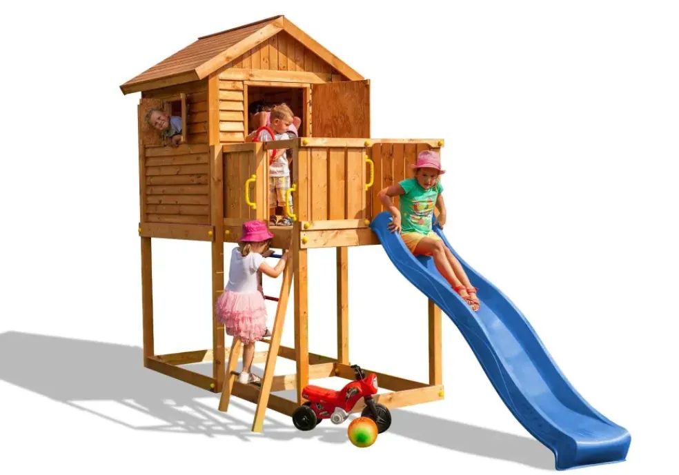 Aire de jeux en bois Myhouse avec toboggan et maison de chez Fungoo