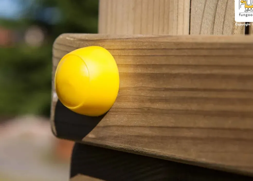 Aire de jeux en bois Myhouse avec toboggan et maison de chez Fungoo