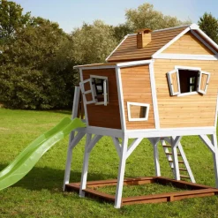 Cabane Max de Axi en bois brun/blanc et toboggan