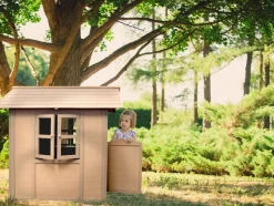 Maison enfant en bois marron Valley Green Lakeside d'AXI dès 18 mois