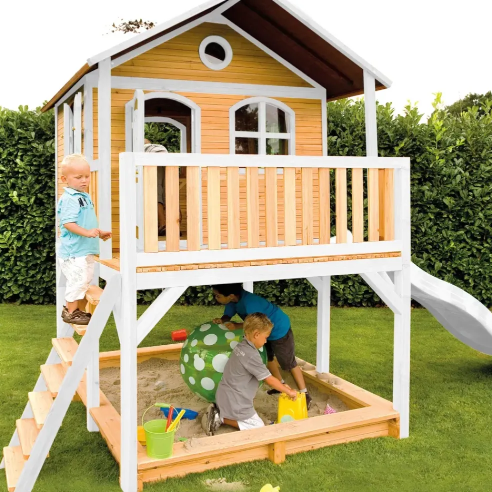 Maisonnette en bois brun/ blanc sur pilotis Marc d'Axi