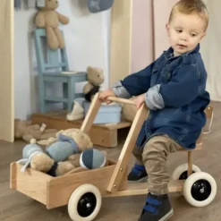 Porteur bébé avec chariot à pousser en bois fabriqué en Europe