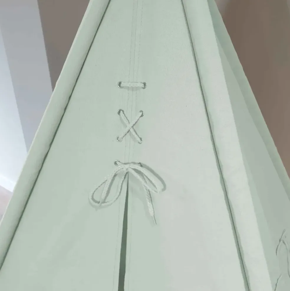 Tente tipi kaki pour enfant bois FSC et coton Alba de Sunny